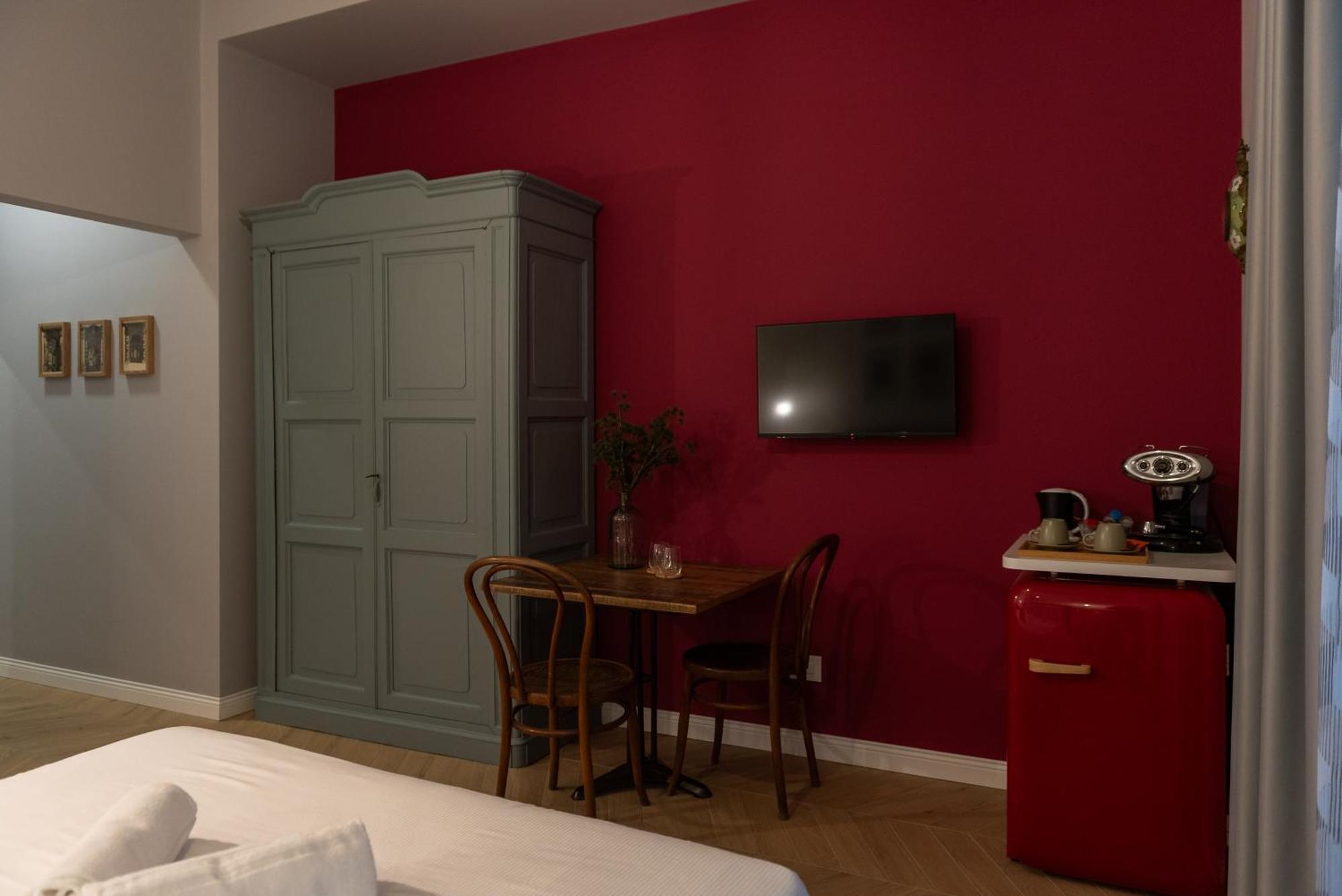 Sophia Boutique Suites Trieste Exterior foto